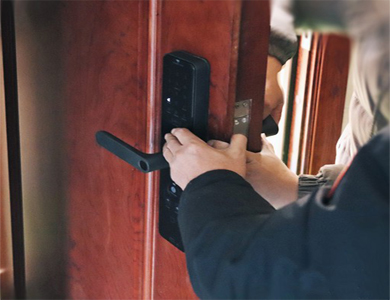 射阳24小时上门开锁公司